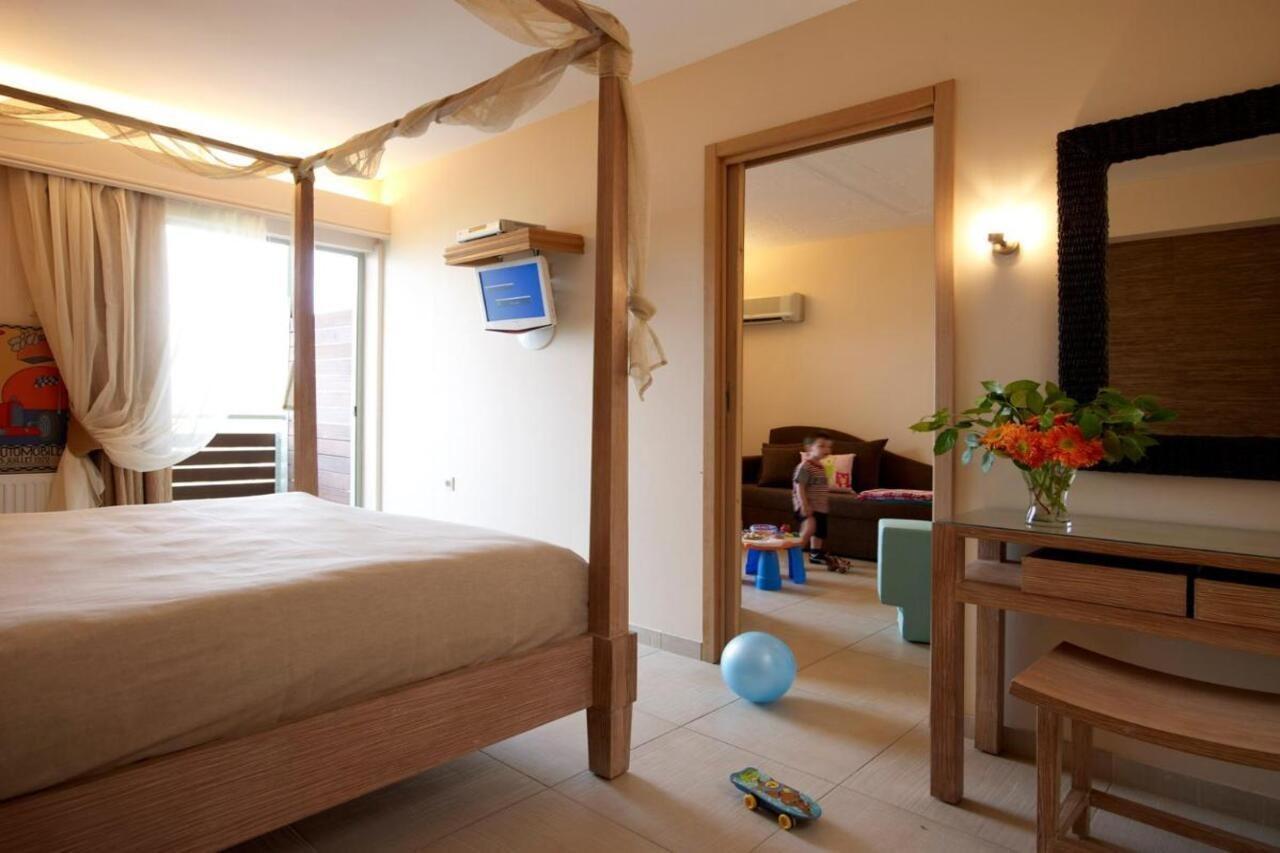 Belle Helene Hotel バティ エクステリア 写真